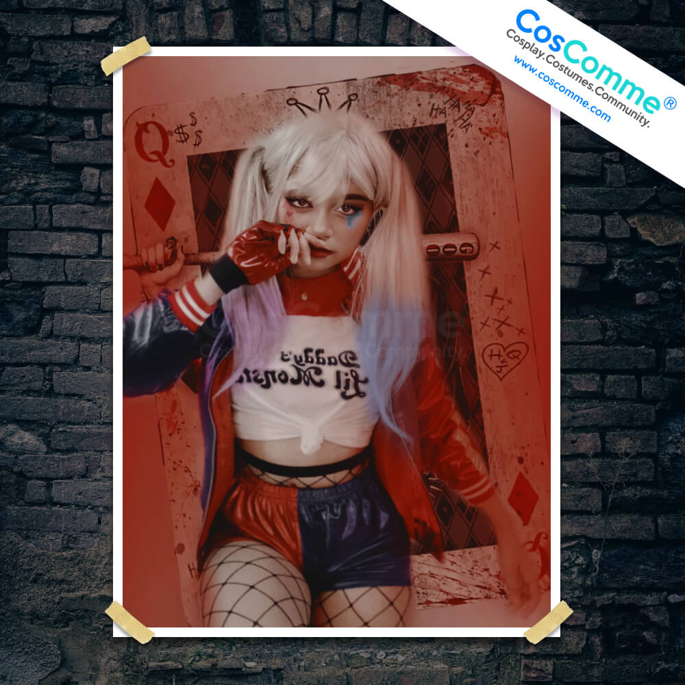 Harley Quinn Cosplay at CosComme
